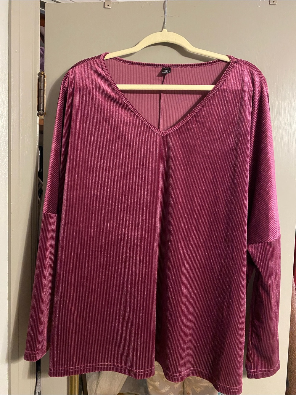 SHEIN Ribbed V-Neck Long Sleeve Top in Plum Pink